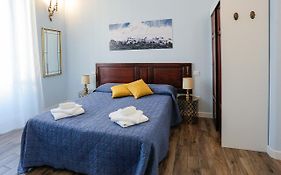 Colors of Cinque Terre - Guest House